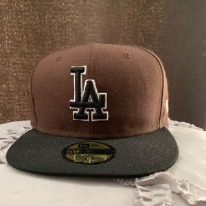LA Baseball Cap. New Era fitted hat. Size 7 3/8